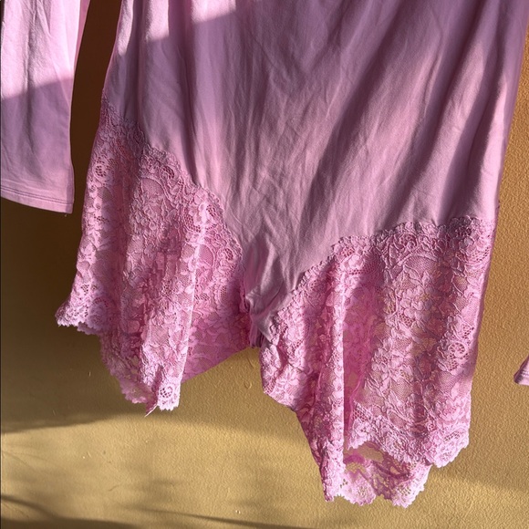 NWT Skims Fits Everybody Lace Long Sleeve Onesie Pink Medium - Picture 2 of 5